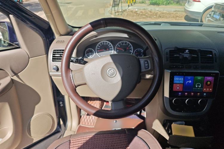 Used Buick GL8 2014 2.4L Classic Edition Steering Wheel