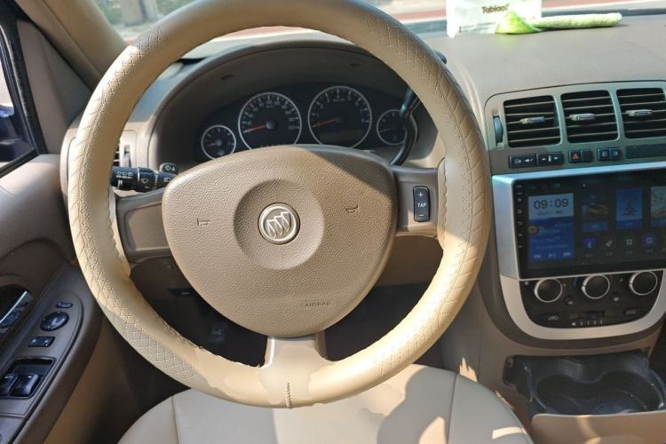 Used Buick GL8 2014 2.4L Classic Edition Steering Wheel