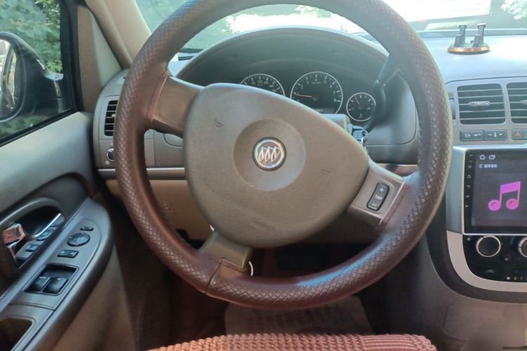 Used Buick GL8 2014 2.4L Classic Edition Steering Wheel