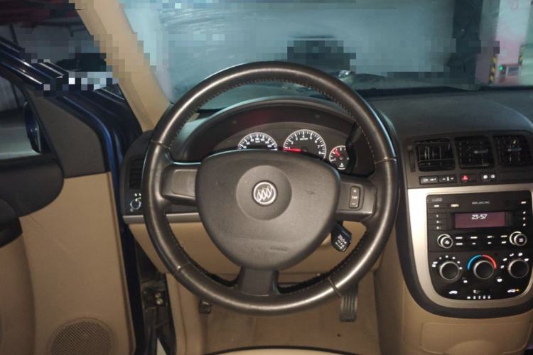 Used Buick GL8 2014 2.4L Executive Edition Steering Wheel