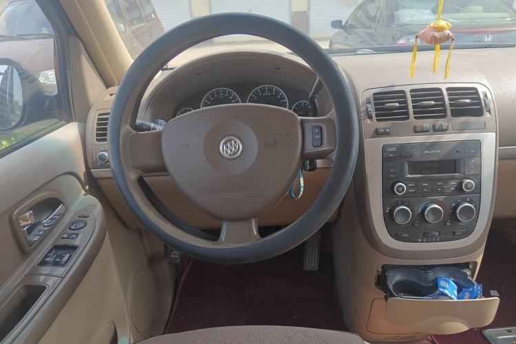 Used Buick GL8 2014 2.4L Classic Edition Steering Wheel