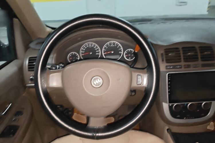 Used Buick GL8 2014 2.4L Classic Edition Steering Wheel