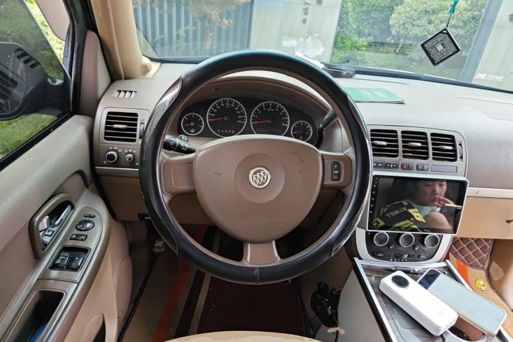 Used Buick GL8 2014 2.4L Classic Edition Steering Wheel