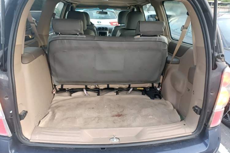 Used Buick GL8 2014 2.4L Classic Edition Trunk