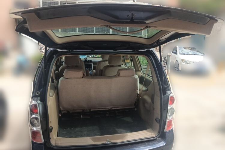 Used Buick GL8 2014 2.4L Comfort Edition Trunk