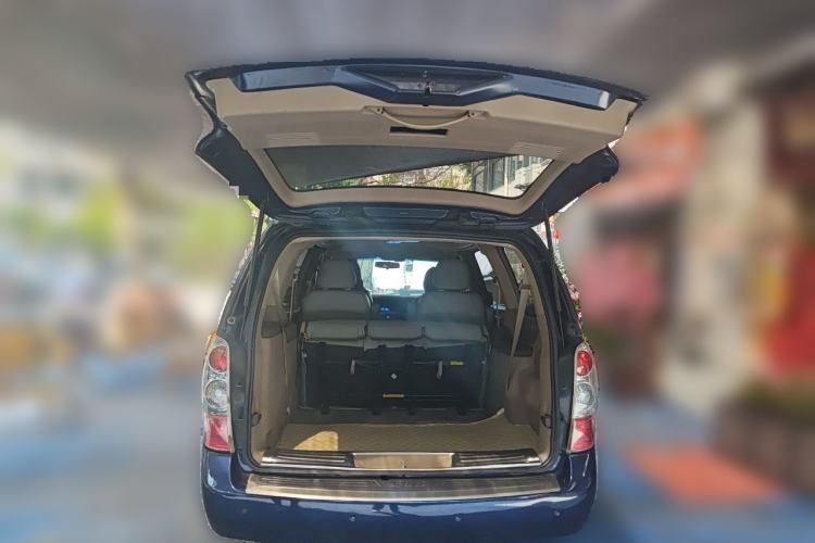 Used Buick GL8 2014 2.4L Comfort Edition Trunk