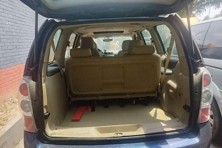 Used Buick GL8 2014 2.4L Executive Edition Trunk