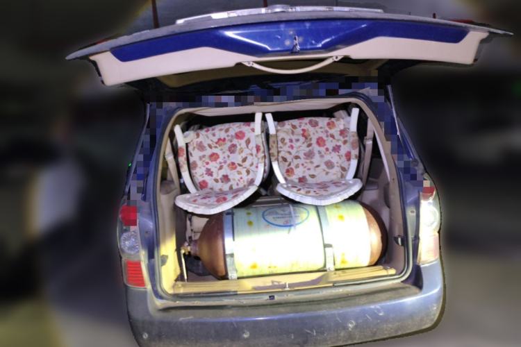 Used Buick GL8 2014 2.4L Comfort Edition Trunk