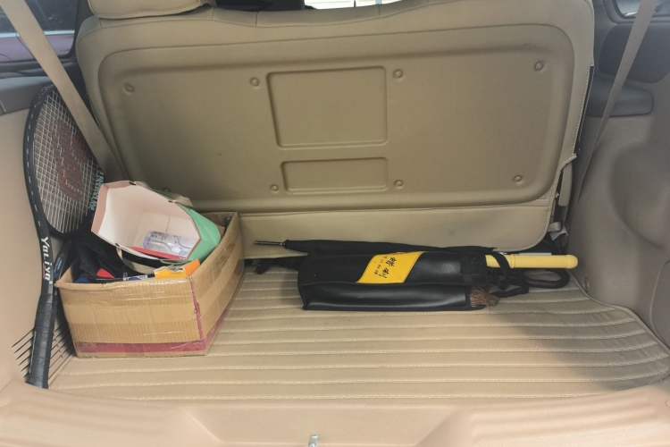 Used Buick GL8 2014 2.4L Classic Edition Trunk