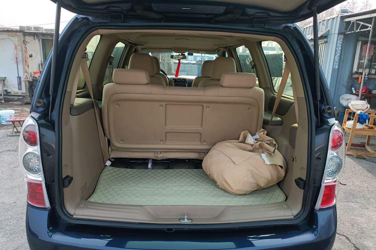 Used Buick GL8 2014 2.4L Classic Edition Trunk