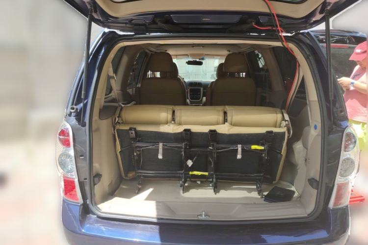 Used Buick GL8 2014 2.4L Classic Edition Trunk