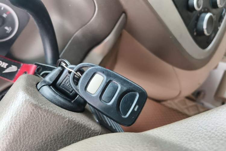 Used Buick GL8 2014 2.4L Classic Edition Vehicle Key