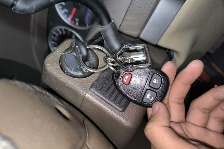 Used Buick GL8 2014 2.4L Classic Edition Vehicle Key