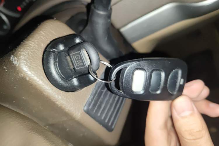 Used Buick GL8 2014 2.4L Comfort Edition Vehicle Key
