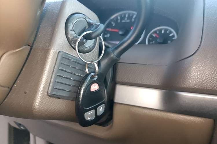 Used Buick GL8 2014 2.4L Classic Edition Vehicle Key