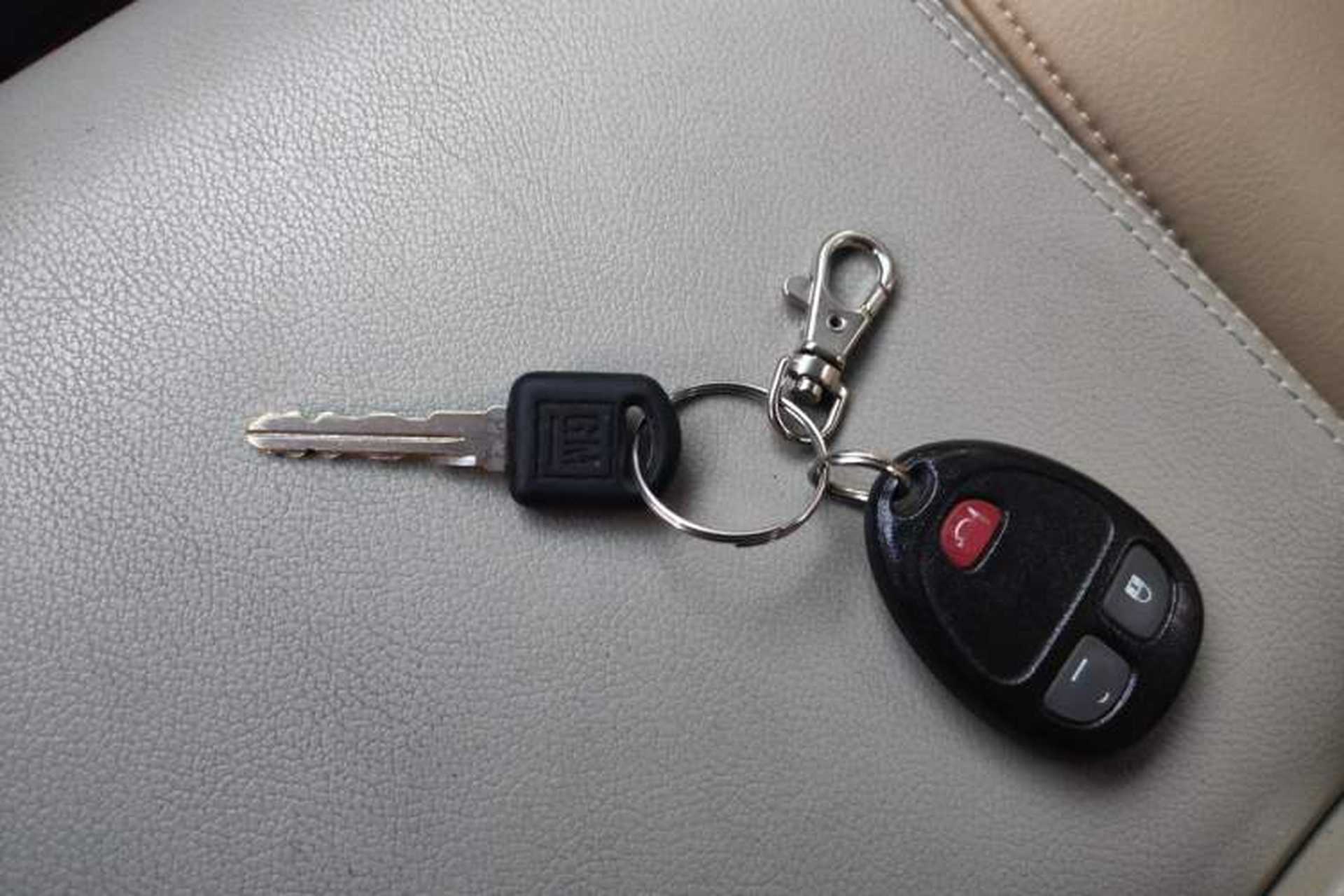 Used Buick GL8 2014 2.4L Comfort Edition Vehicle Key