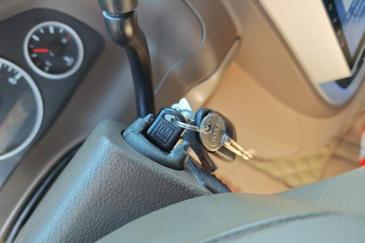 Used Buick GL8 2014 2.4L Classic Edition Vehicle Key