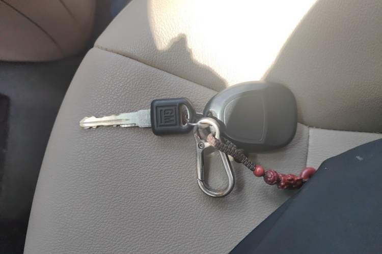 Used Buick GL8 2014 2.4L Classic Edition Vehicle Key
