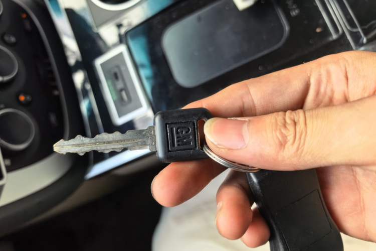 Used Buick GL8 2014 2.4L Classic Edition Vehicle Key