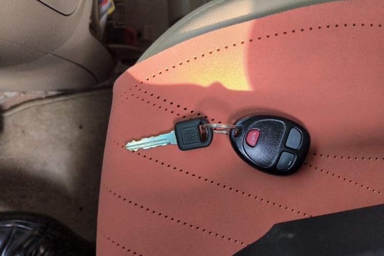Used Buick GL8 2014 2.4L Classic Edition Vehicle Key