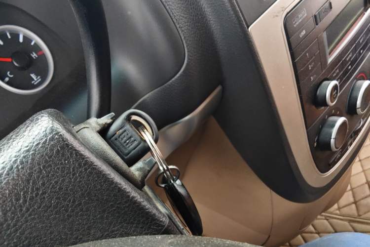 Used Buick GL8 2014 2.4L Executive Edition Vehicle Key