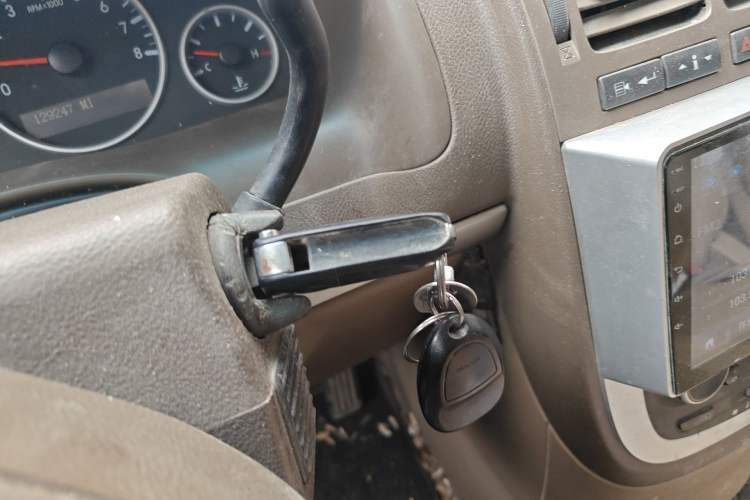Used Buick GL8 2014 2.4L Classic Edition Vehicle Key