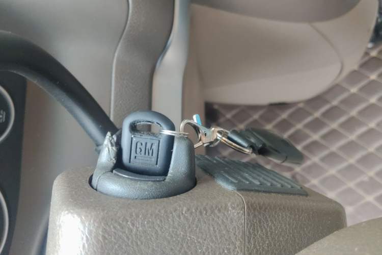 Used Buick GL8 2014 2.4L Classic Edition Vehicle Key
