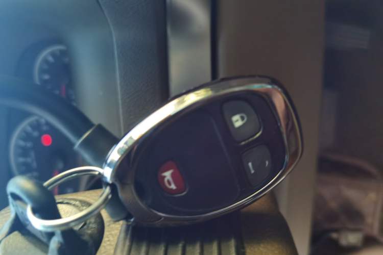 Used Buick GL8 2014 2.4L Classic Edition Vehicle Key