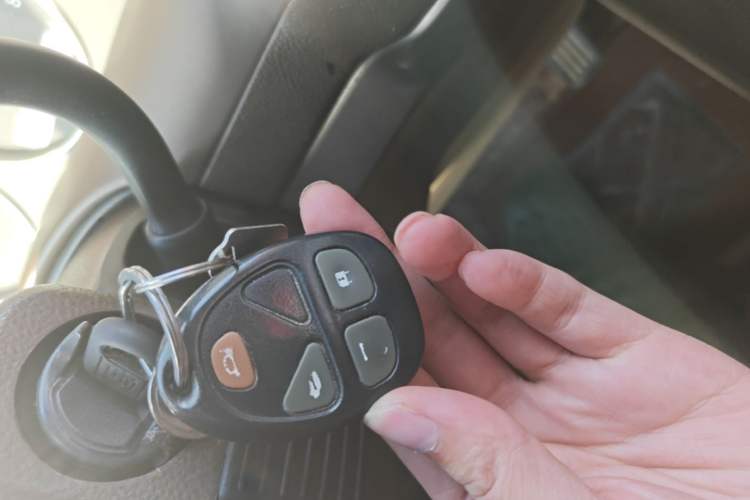 Used Buick GL8 2014 2.4L Classic Edition Vehicle Key