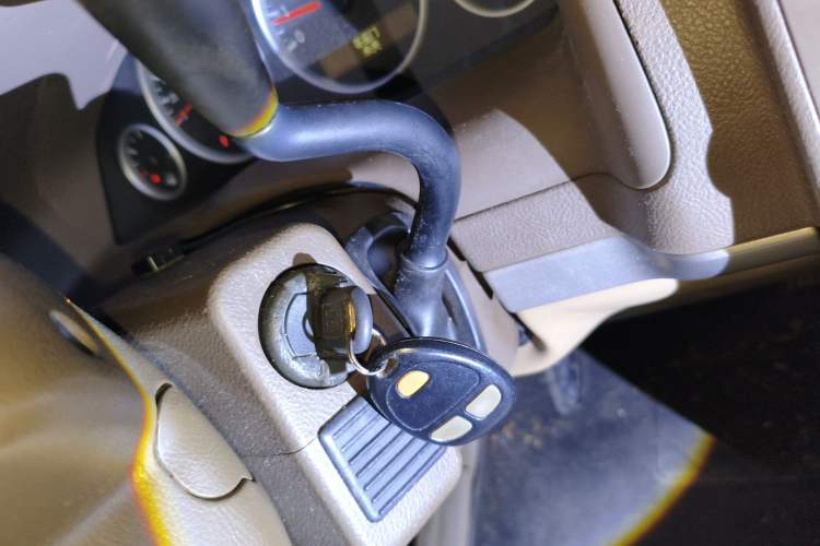 Used Buick GL8 2014 2.4L Comfort Edition Vehicle Key