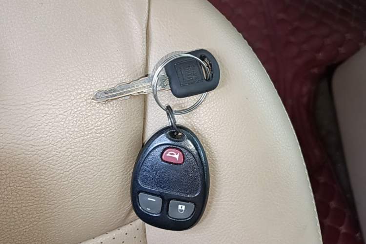 Used Buick GL8 2014 2.4L Classic Edition Vehicle Key
