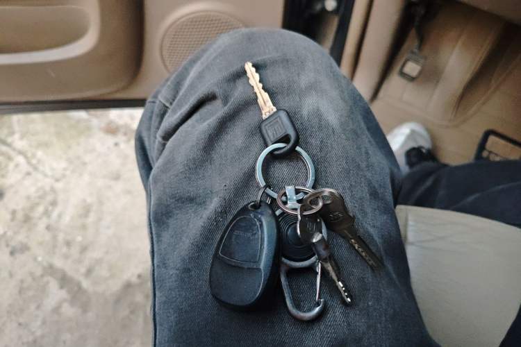 Used Buick GL8 2014 2.4L Classic Edition Vehicle Key