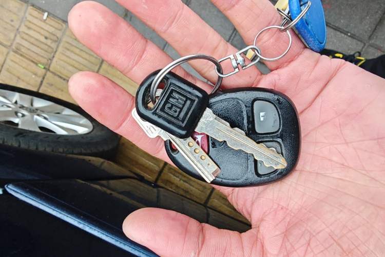 Used Buick GL8 2014 2.4L Comfort Edition Vehicle Key