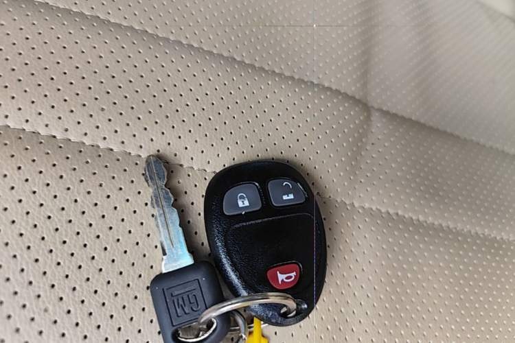 Used Buick GL8 2014 2.4L Classic Edition Vehicle Key