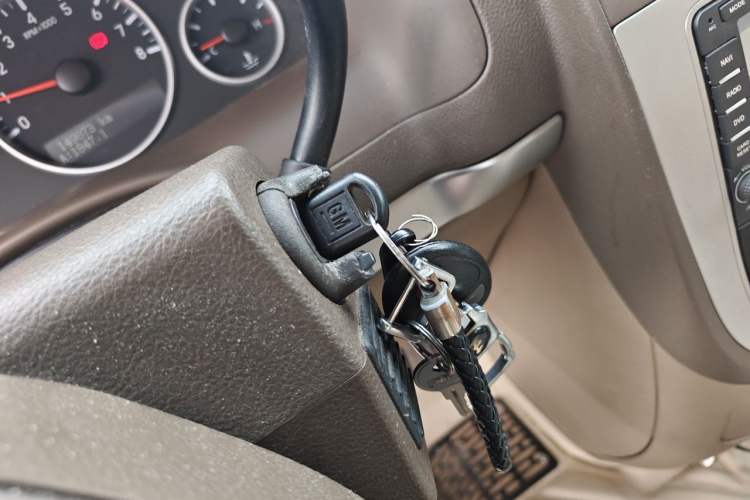 Used Buick GL8 2014 2.4L Comfort Edition Vehicle Key