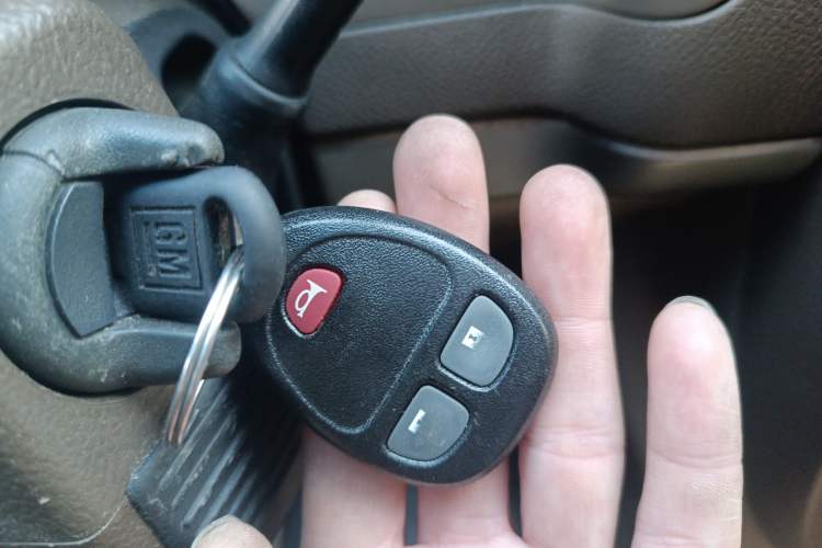 Used Buick GL8 2014 2.4L Classic Edition Vehicle Key