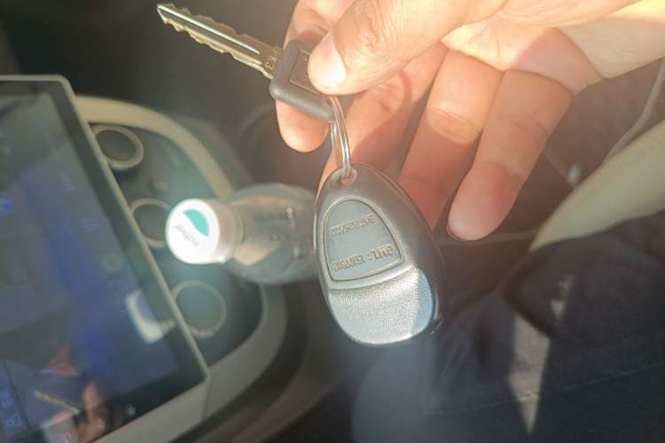 Used Buick GL8 2014 2.4L Classic Edition Vehicle Key