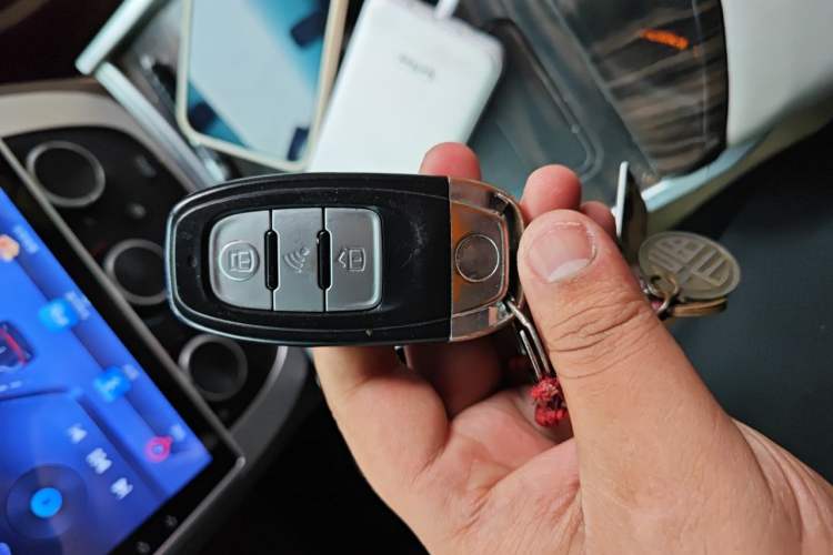 Used Buick GL8 2014 2.4L Classic Edition Vehicle Key