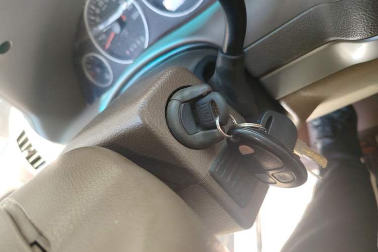 Used Buick GL8 2014 2.4L Classic Edition Vehicle Key