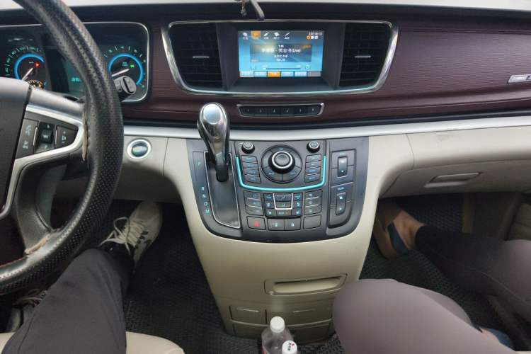 Used Buick GL8 2014 3.0L XT Luxury Business Flagship Edition Audio And AC Panel