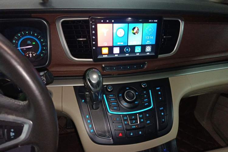 Used Buick GL8 2014 2.4L LT Luxury Business Executive Edition Audio And AC Panel