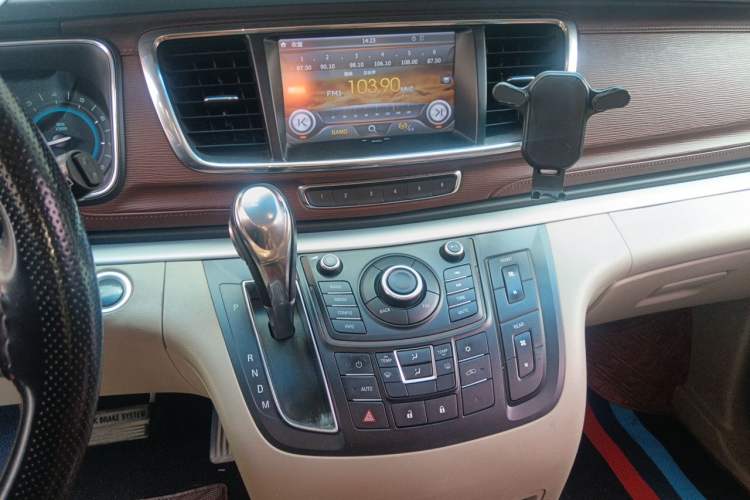 Used Buick GL8 2014 2.4L CT Luxury Business Comfort Edition Audio And AC Panel