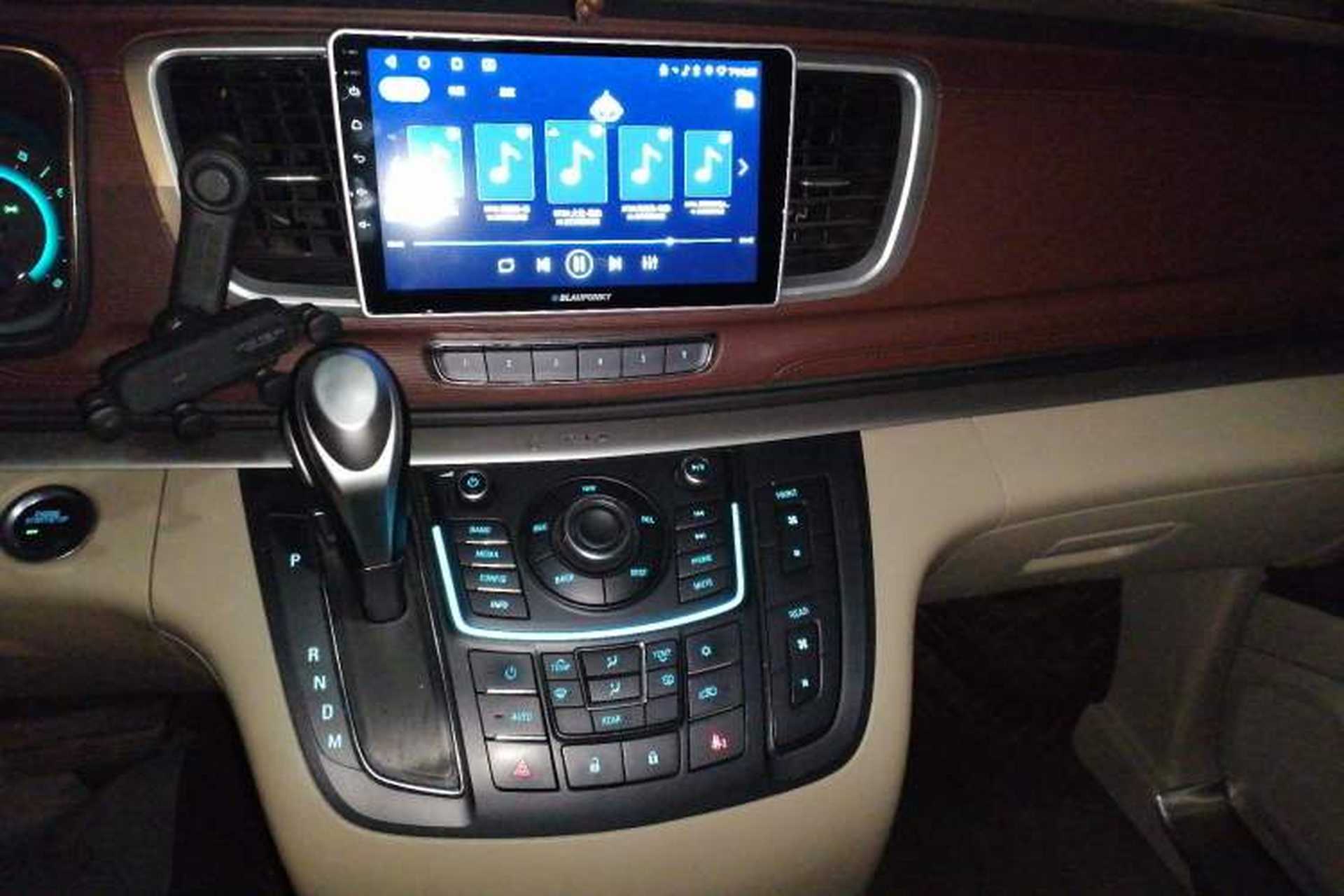 Used Buick GL8 2014 2.4L LT Luxury Business Executive Edition Audio And AC Panel