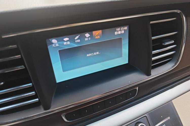 Used Buick GL8 2014 3.0L XT Luxury Business Flagship Edition Audio And AC Panel