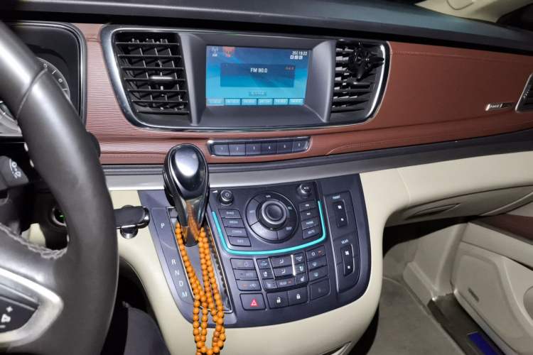 Used Buick GL8 2014 3.0L XT Luxury Business Flagship Edition Audio And AC Panel
