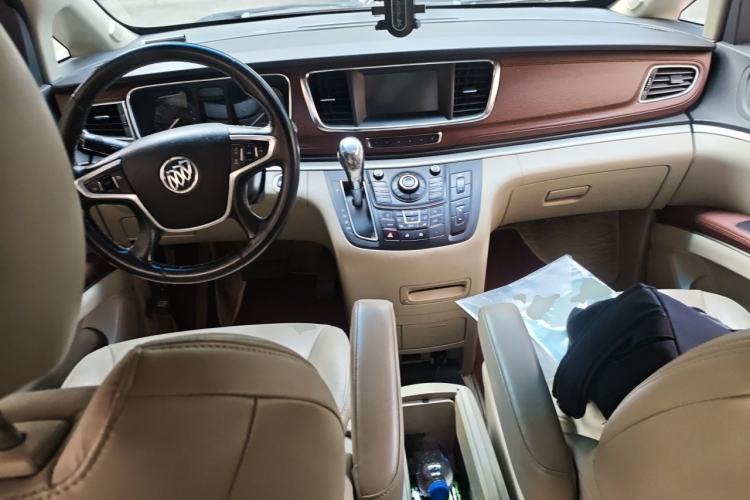Used Buick GL8 2014 3.0L GT Luxury Business Haoya Edition Center Console