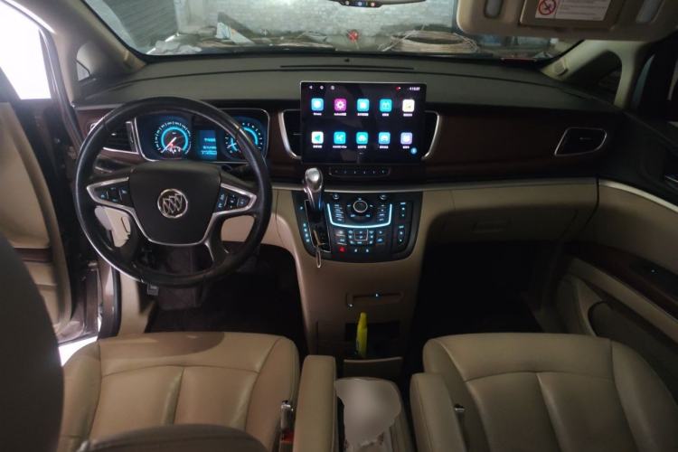 Used Buick GL8 2014 3.0L GT Luxury Business Haoya Edition Center Console