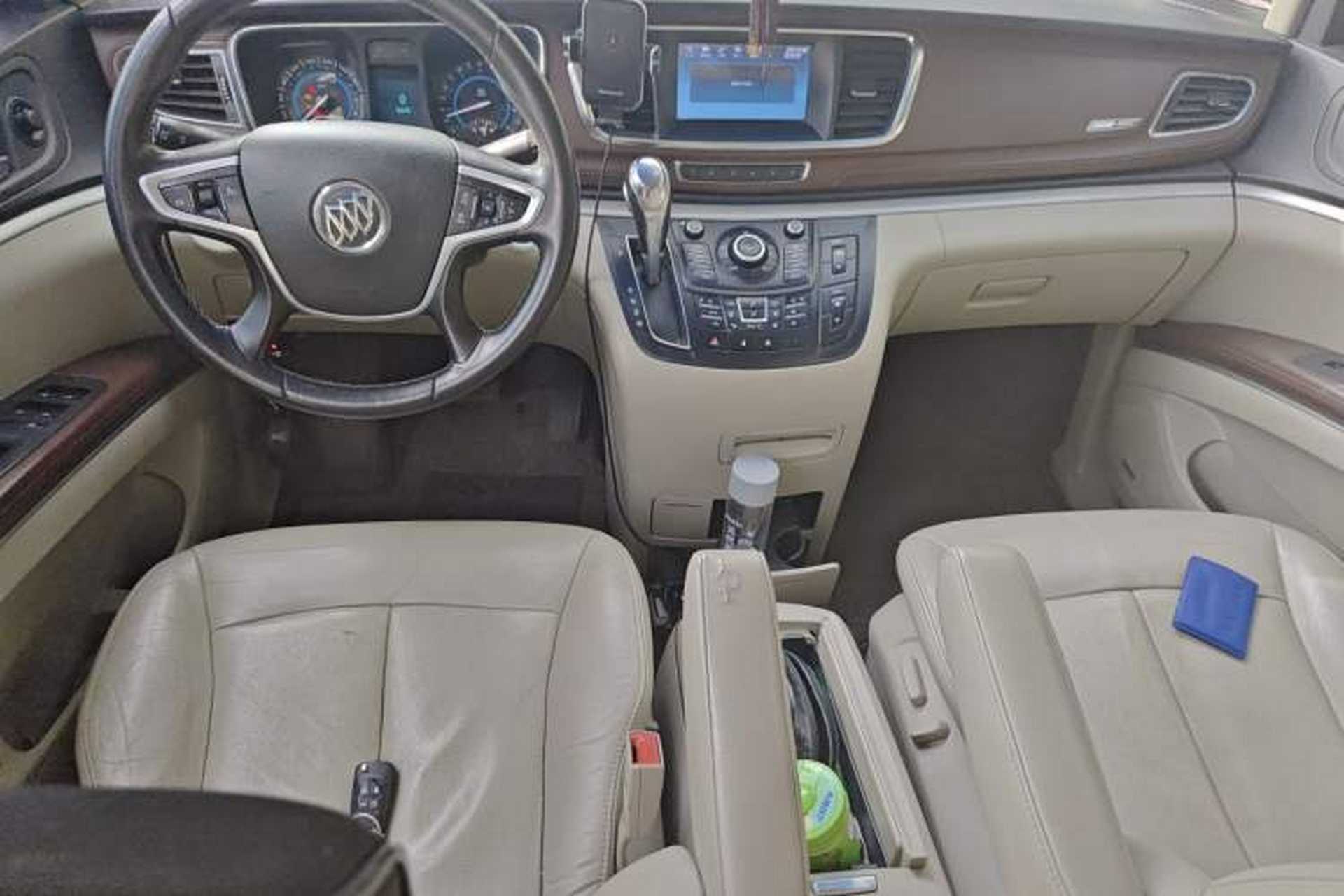 Used Buick GL8 2014 3.0L XT Luxury Business Flagship Edition Center Console