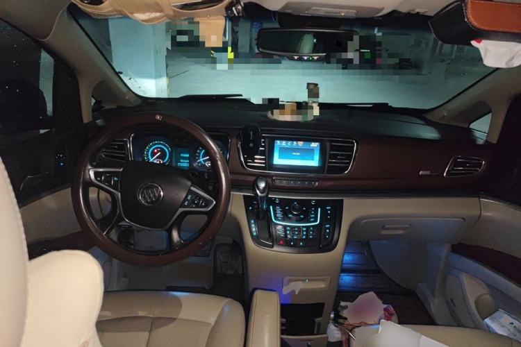 Used Buick GL8 2014 3.0L XT Luxury Business Flagship Edition Center Console