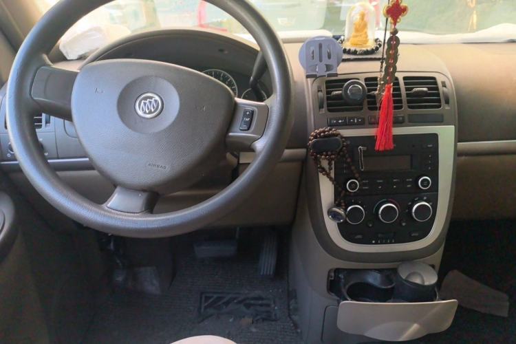 Used Buick GL8 2014 2.4L Classic Edition Center Console